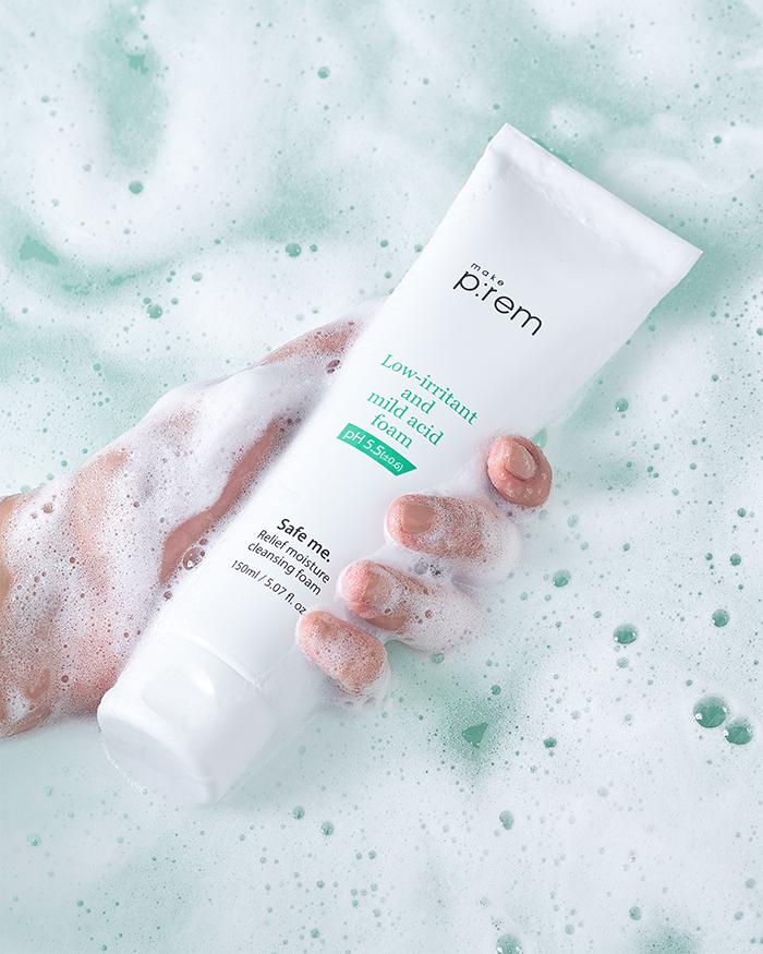 MAKE P:REM Safe Me. Relief Moisture Cleansing Foam 250ml - Image 3