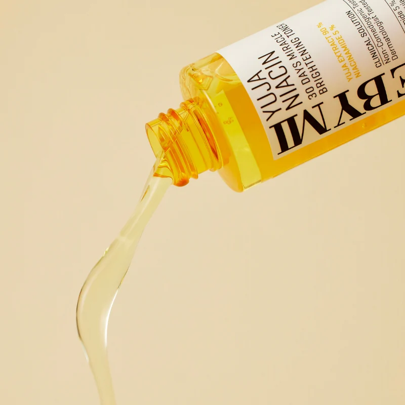SOME BY MI Yuja Niacin 30 Days Miracle Brightening Toner 150ml - Image 2