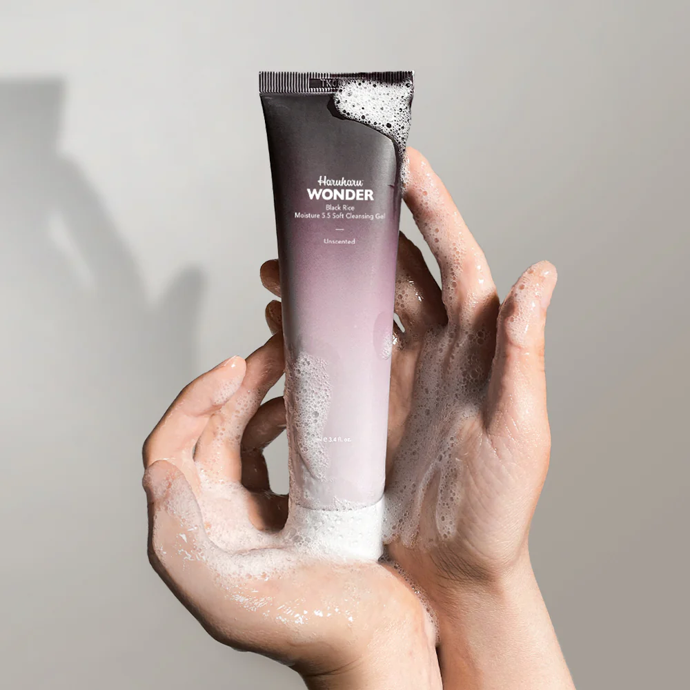 HARUHARU WONDER Black Rice Moisture 5.5 Soft Cleansing Gel (Unscented) 100ml - Image 2