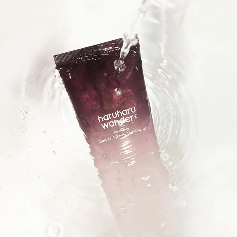 HARUHARU WONDER Black Rice Triple AHA Gentle Cleansing Gel 100ml - Image 4