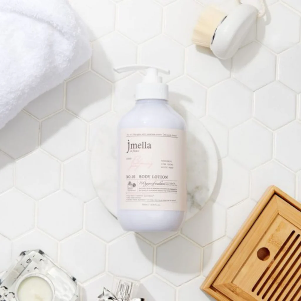 JMELLA IN FRANCE Body Lotion #No.01 Blooming Peony 500ml - Image 2