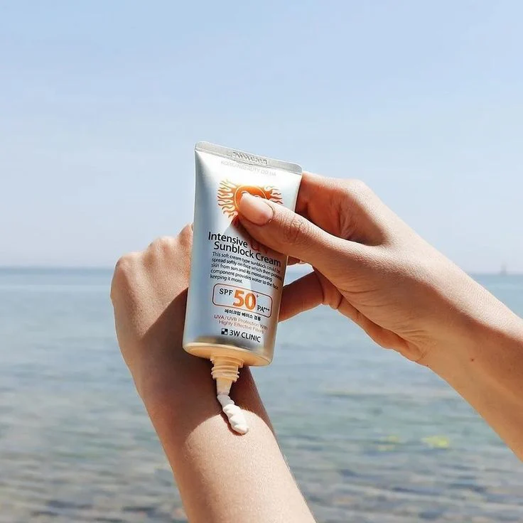 3W CLINIC Intensive UV Sunblock Cream - Image 2