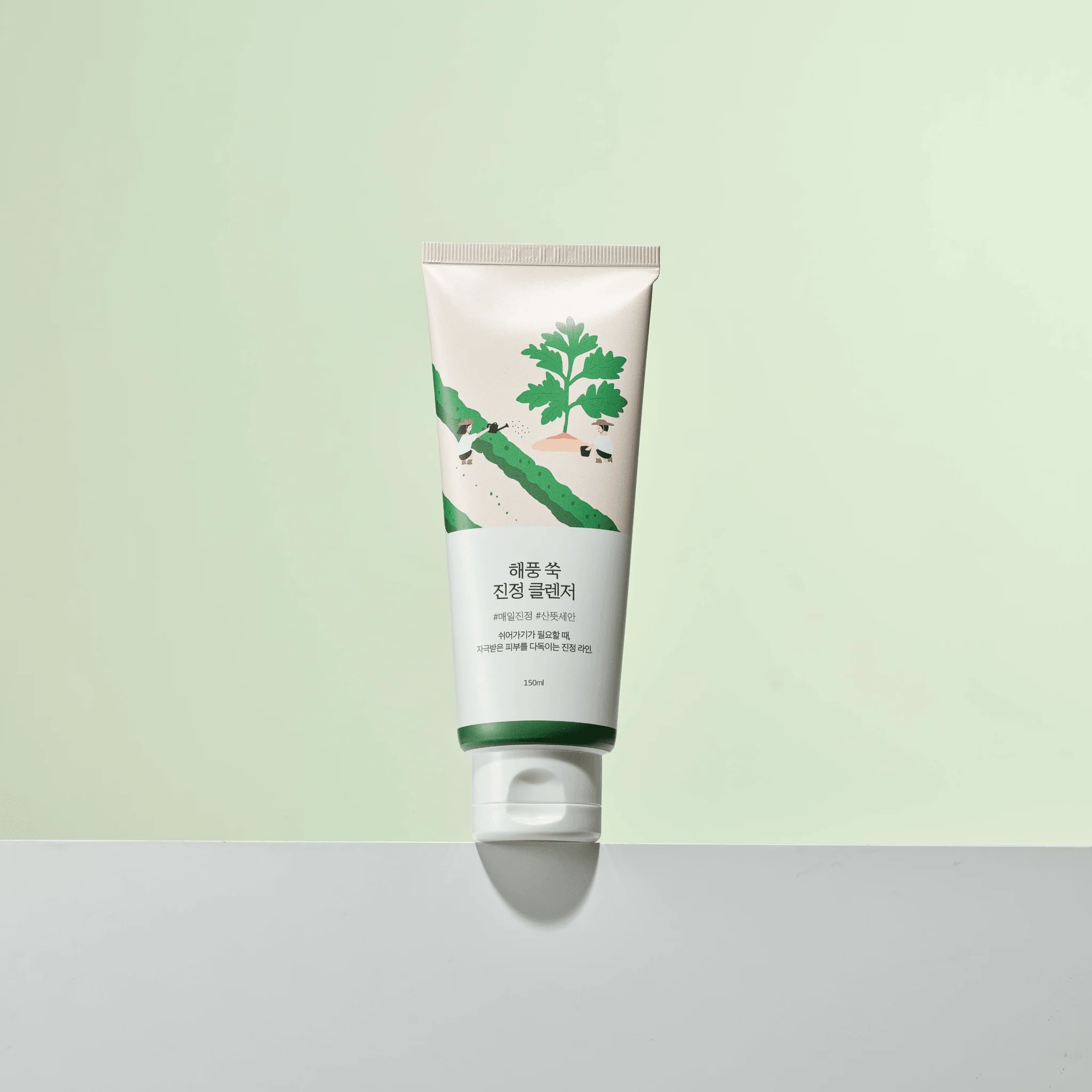 ROUND LAB Mugwort Calming Cleanser 150ml - Image 3