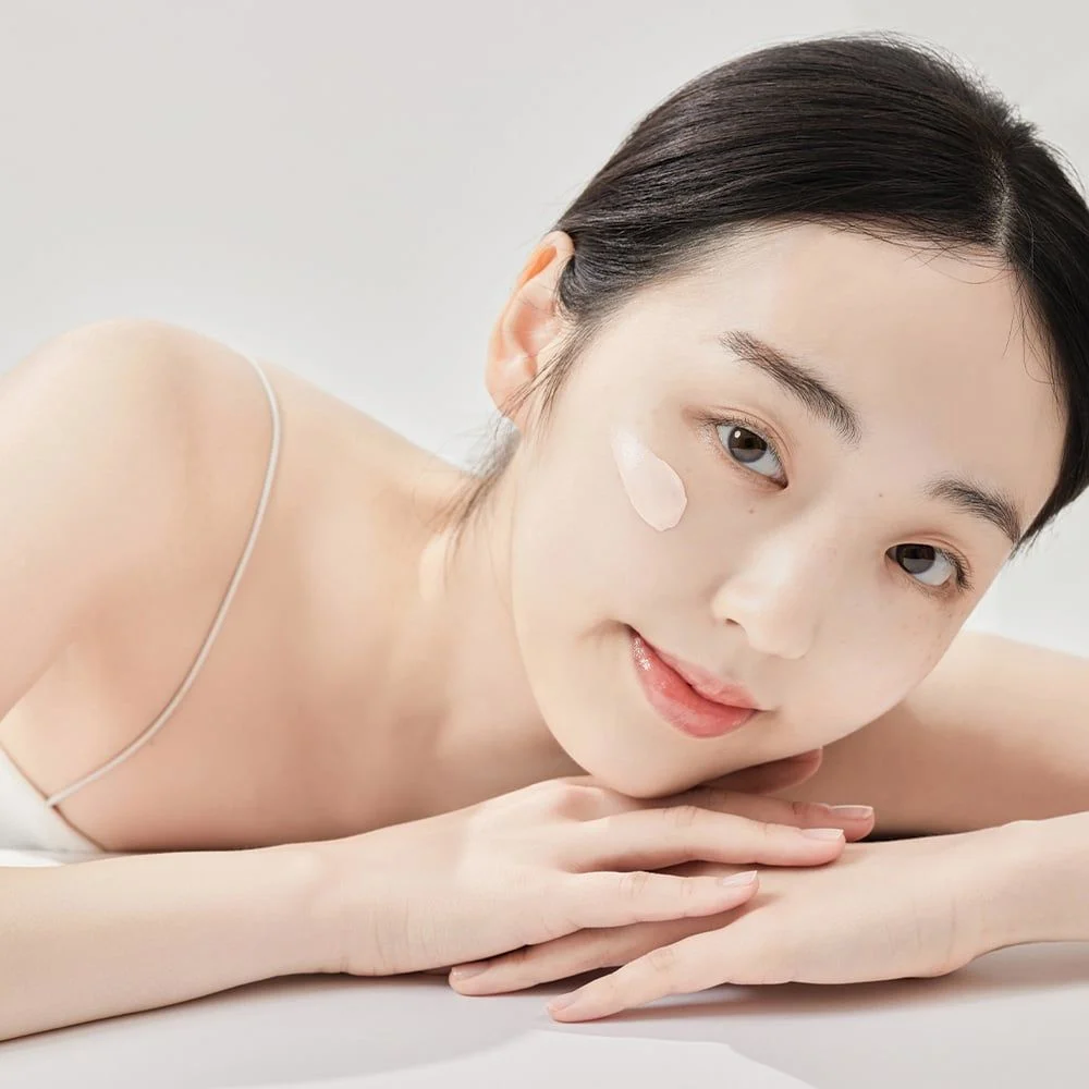 THE LAB BY BLANC DOUX Oligo Hyaluronic Acid Waterfull Tone-up Spf 50+ PA++++ 40ml - Image 3