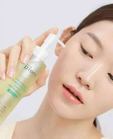 MAKE P:REM Safe Me. Oil to Foam Cleanser 200ml - Image 3