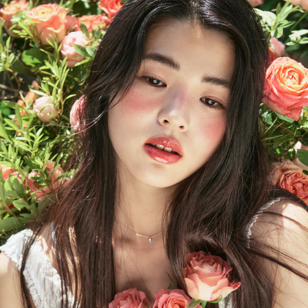 TOCOBO Juicy Berry Plumping Lip Oil 05 Rosy Girl - Image 2