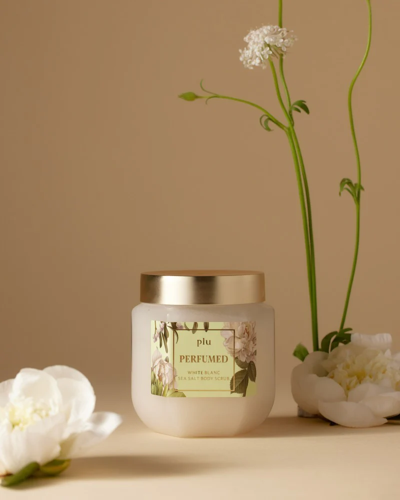 PLU Perfumed Sea Salt Body Scrub #White Blanc 500g - Image 3